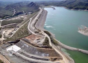 Años de incumplimiento y presa sin terminar