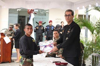 49 soldados se gradúan en tácticas contra el terrorismo