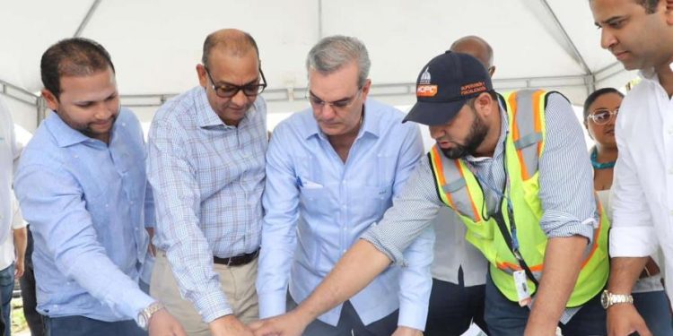 Gobierno inicia reconstrucción de vías en Santo Domingo Este