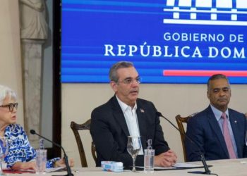 Abinader anunciara en agosto si opta por un segundo periodo