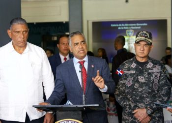 Ministro afirma reducción de delincuencia es trabajo constante